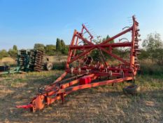 Wilrich 7.5m cultivator, trailed
