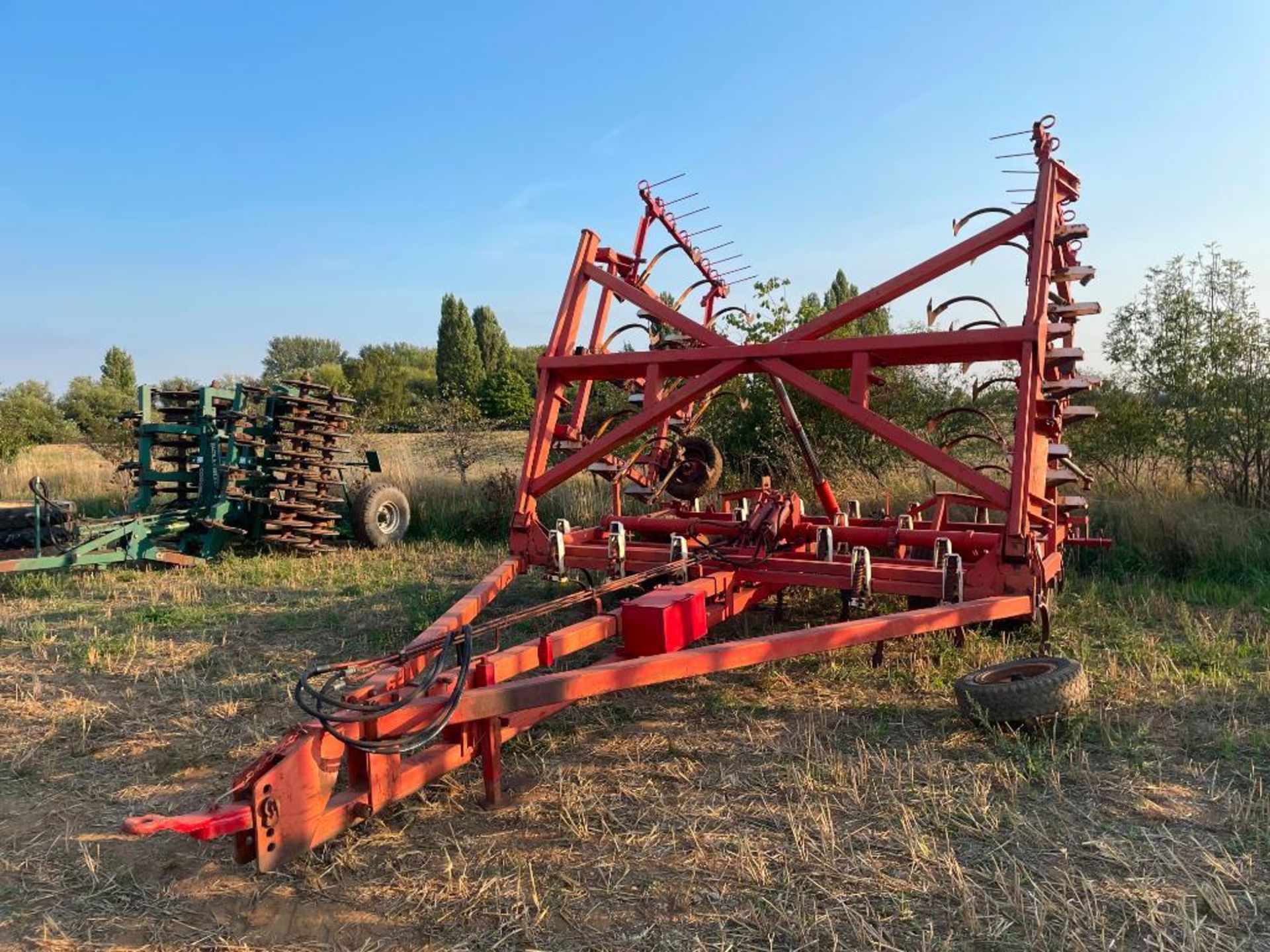 Wilrich 7.5m cultivator, trailed