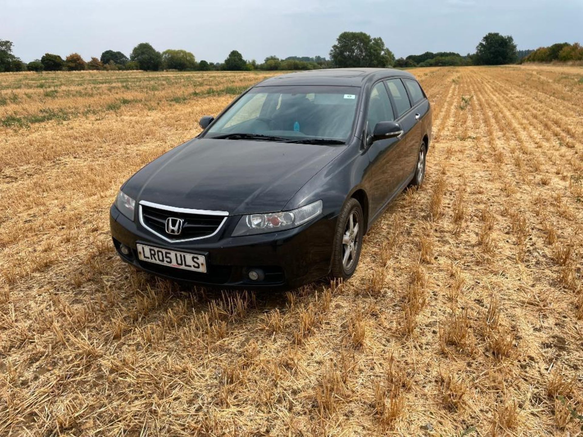 *2005 Honda Accord i-CTDi Tourer, 2.2 diesel engine, black, air con, sun roof, heated leather seats, - Image 12 of 13