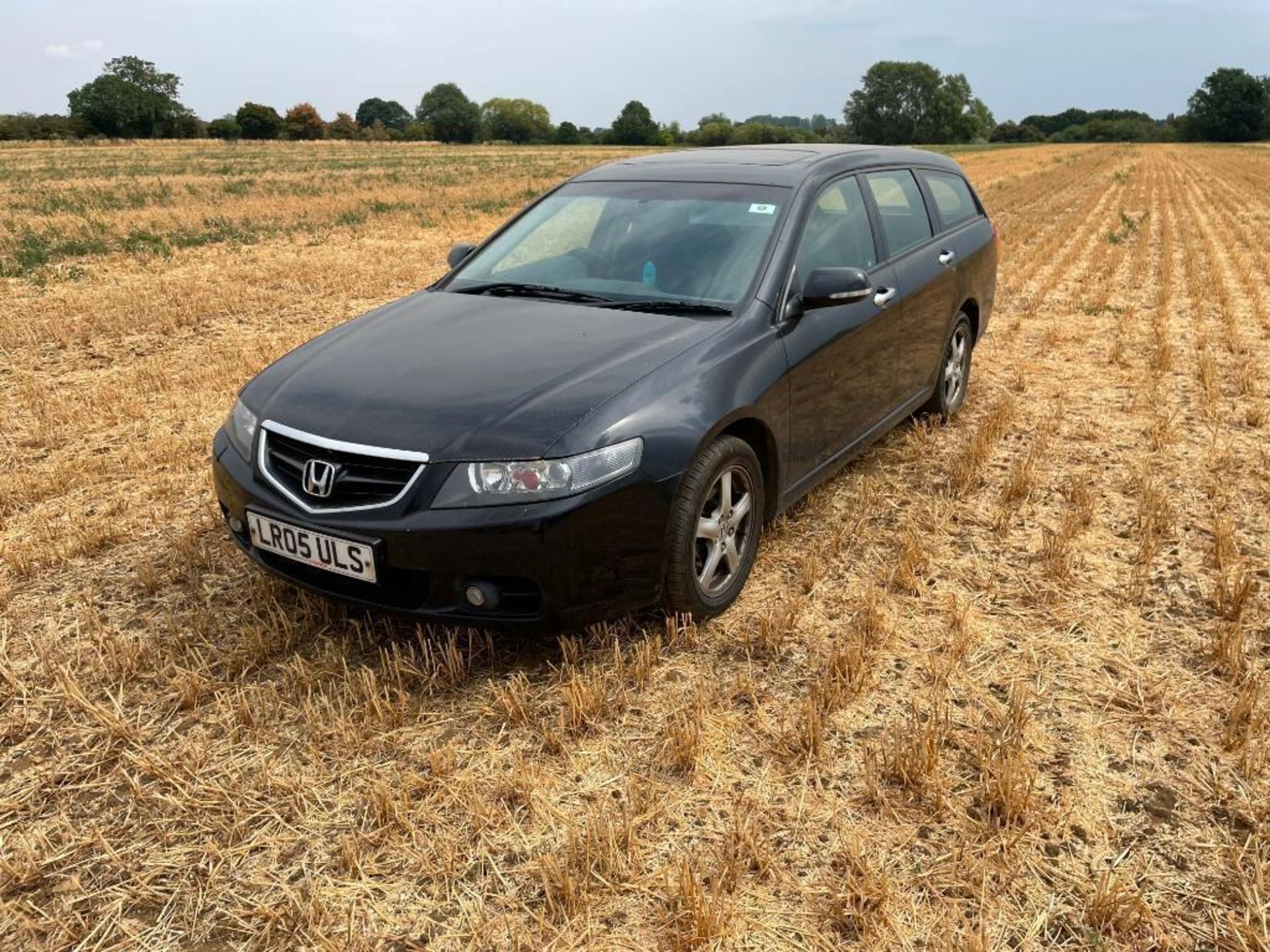 *2005 Honda Accord i-CTDi Tourer, 2.2 diesel engine, black, air con, sun roof, heated leather seats, - Image 11 of 13