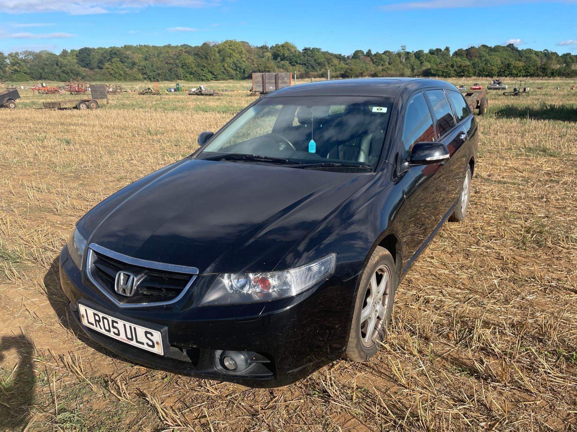 *2005 Honda Accord i-CTDi Tourer, 2.2 diesel engine, black, air con, sun roof, heated leather seats, - Image 13 of 13