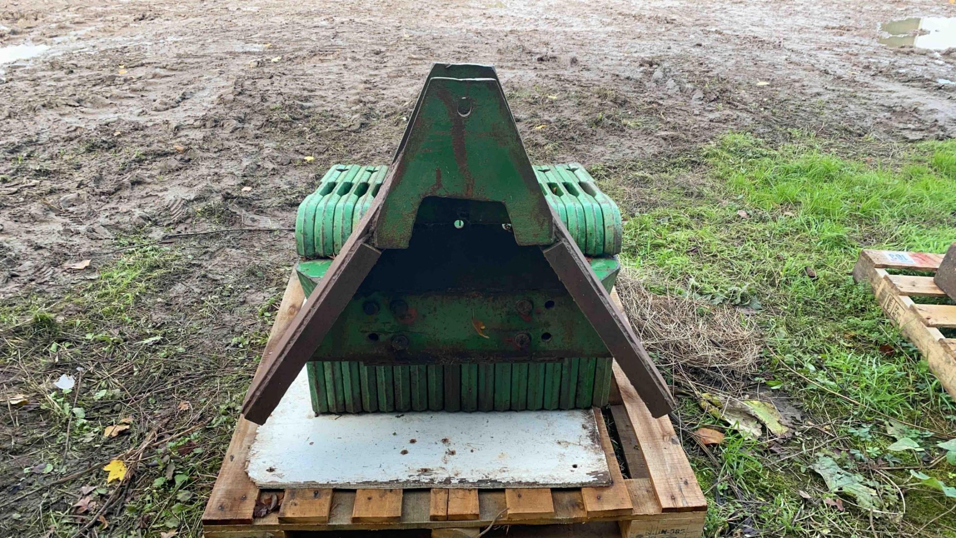 John Deere wafer weight frame c/w 18 x 45kg wafer weights - Image 3 of 4