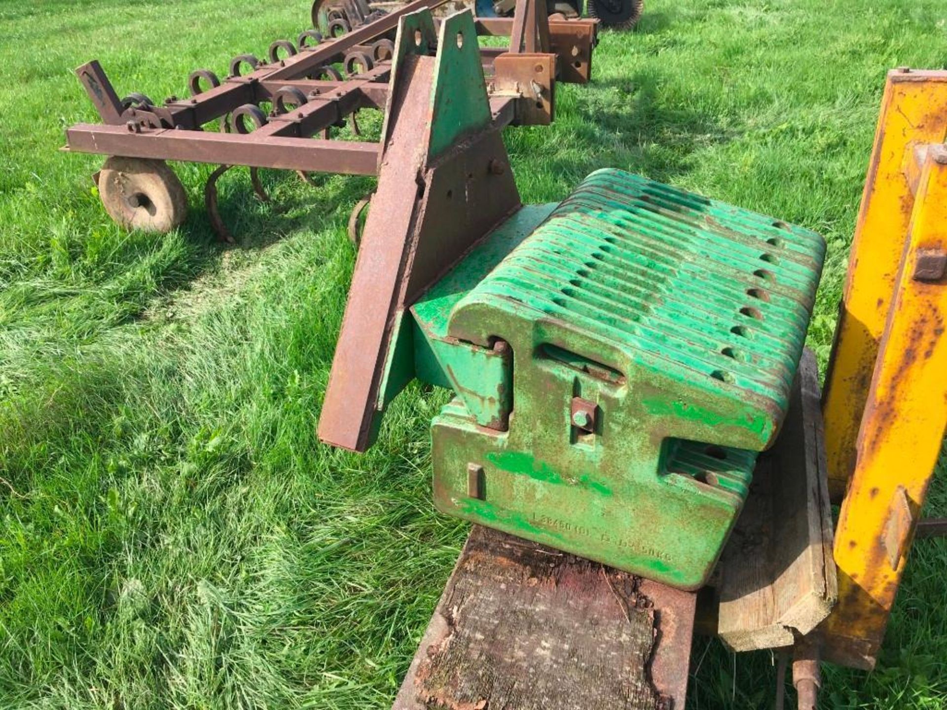 John Deere wafer weight frame c/w 18 x 45kg wafer weights - Image 4 of 4