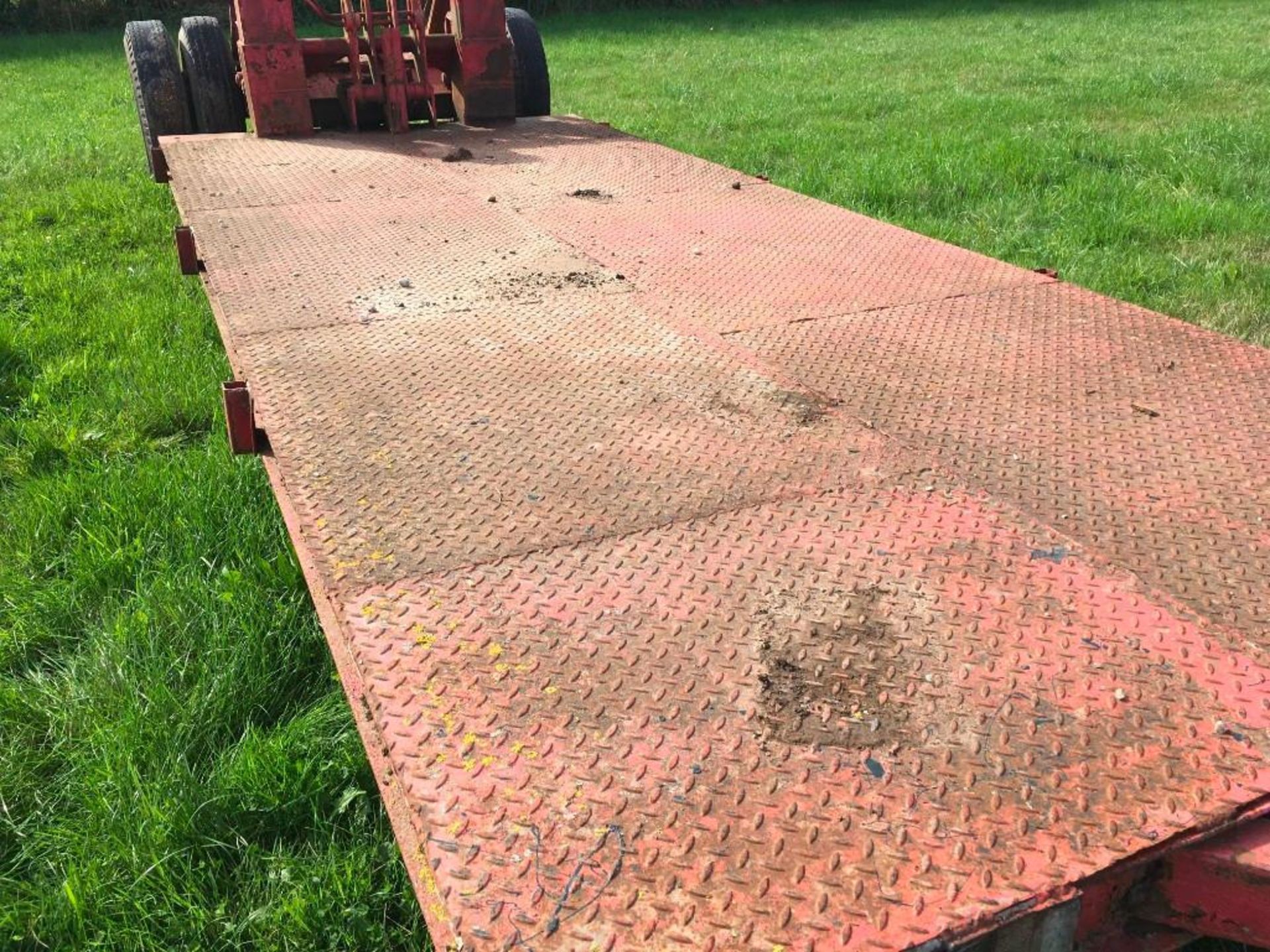 Homemade single axle twin wheel 5m plant trailer with chequer plate floor - Image 7 of 7