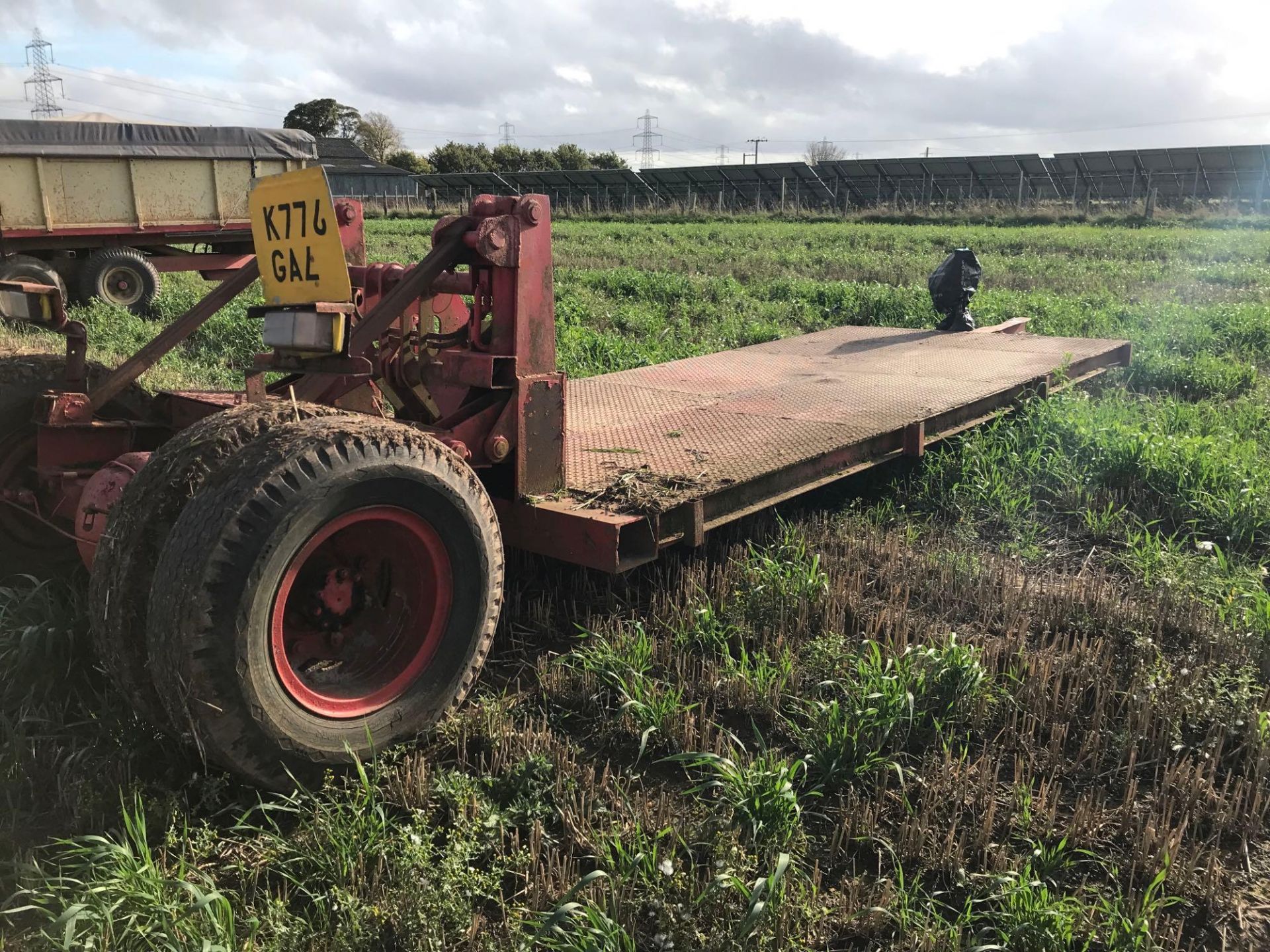 Homemade single axle twin wheel 5m plant trailer with chequer plate floor - Image 5 of 7