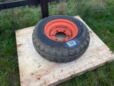 1No 10.0/75-15.3 wheel and tyre