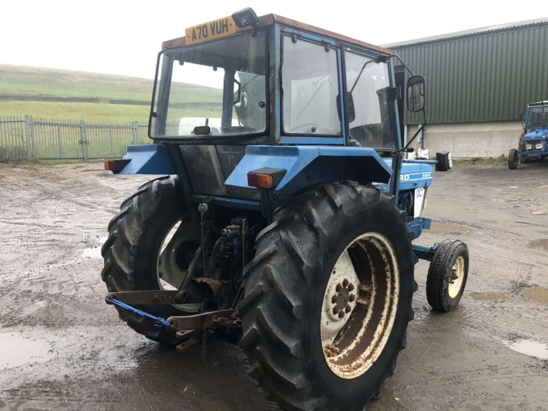 A reg FORD 5610 TRACTOR (LOCATION EDENFIELD) 7028 HOURS NOT WARRANTED, NO V5 (RING FOR COLLECTION - Image 2 of 5