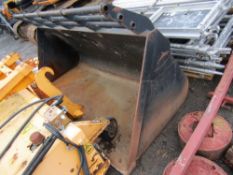 FRONT LOADER BUCKET (DIRECT COUNCIL) [+ VAT]