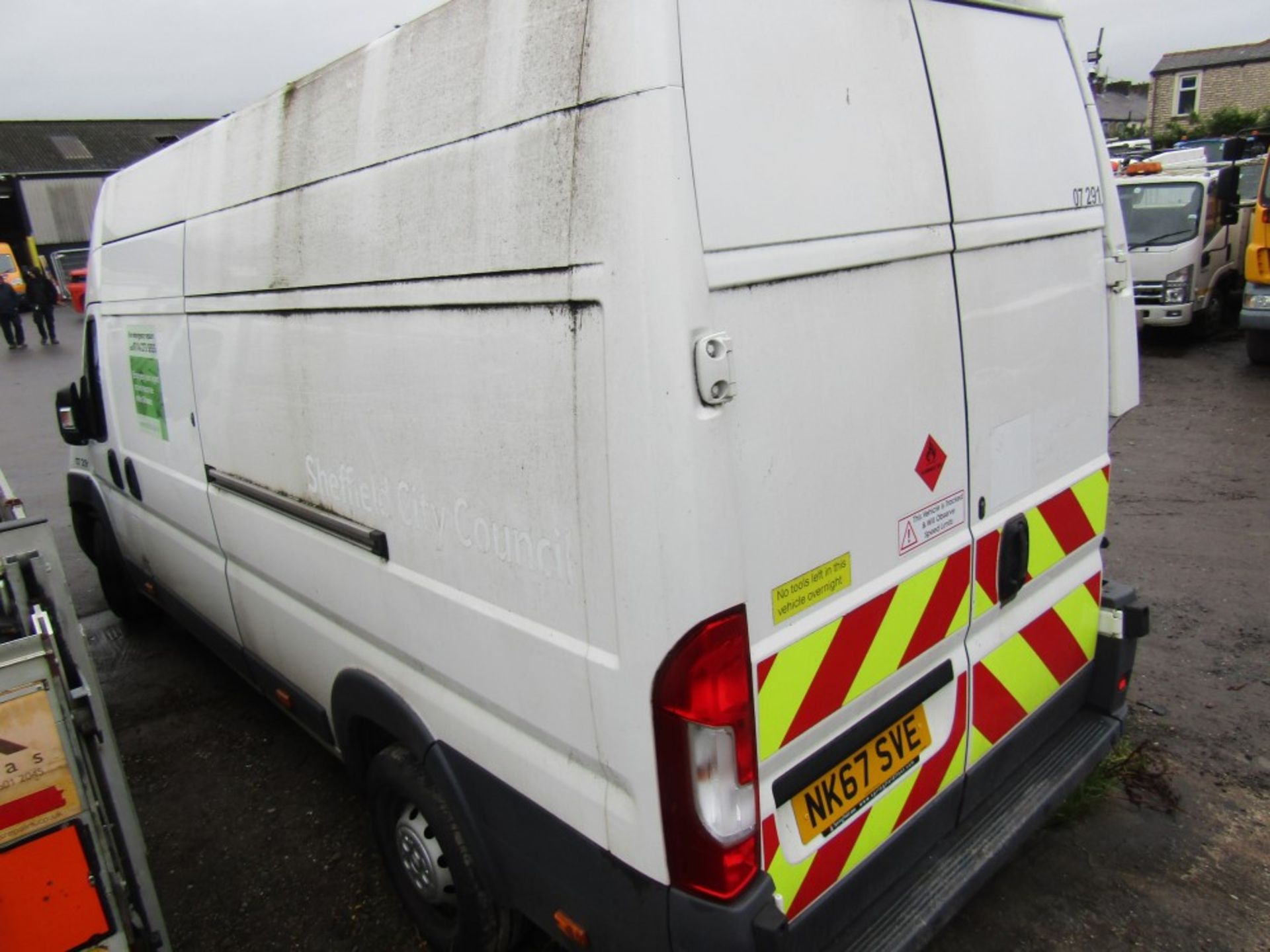 67 reg CITROEN RELAY 35 HEAVY L4H3 BLUE HDI (NON RUNNER - NOT RECORDED ON HPI) (DIRECT COUNCIL) - Image 3 of 7