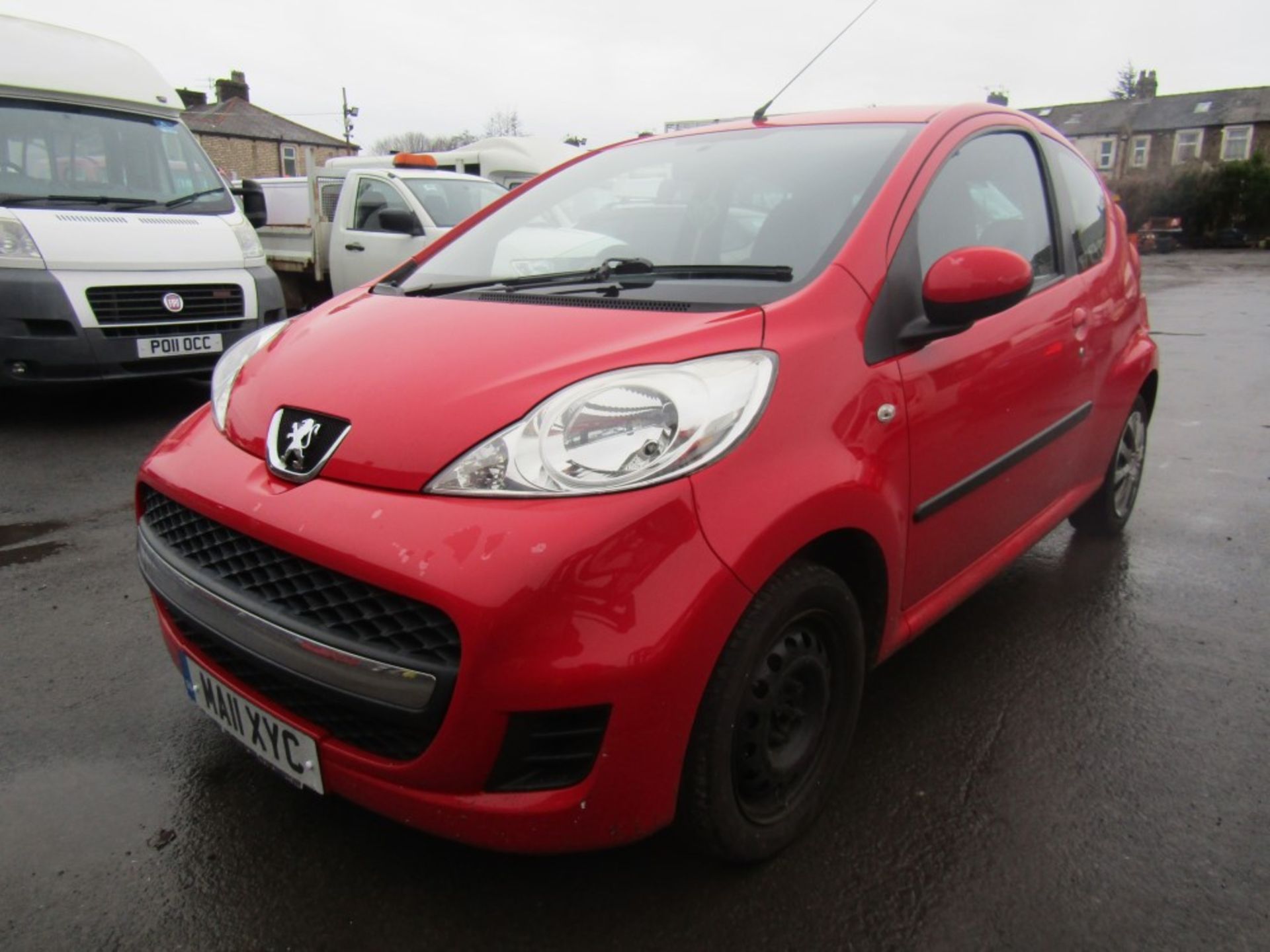 11 reg PEUGEOT 107 URBAN, 1ST REG 03/11, TEST 02/22, 61299M, V5 HERE, 7 FORMER KEEPERS [NO VAT] - Image 2 of 6