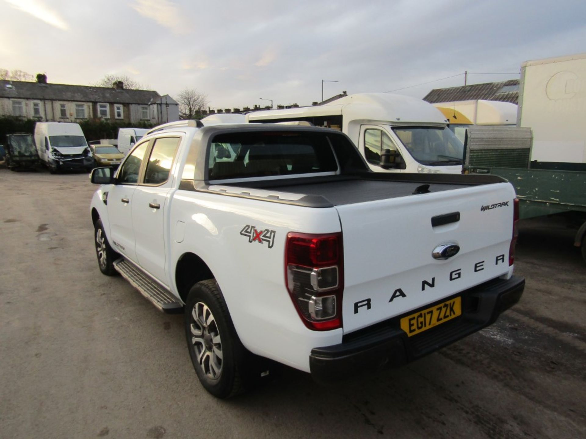 17 reg FORD RANGER WILDTRAK 4 X 4 TDCI PICKUP (SLIGHTLY NOISY ENGINE) 1ST REG 08/17, TEST 08/22, - Image 3 of 7