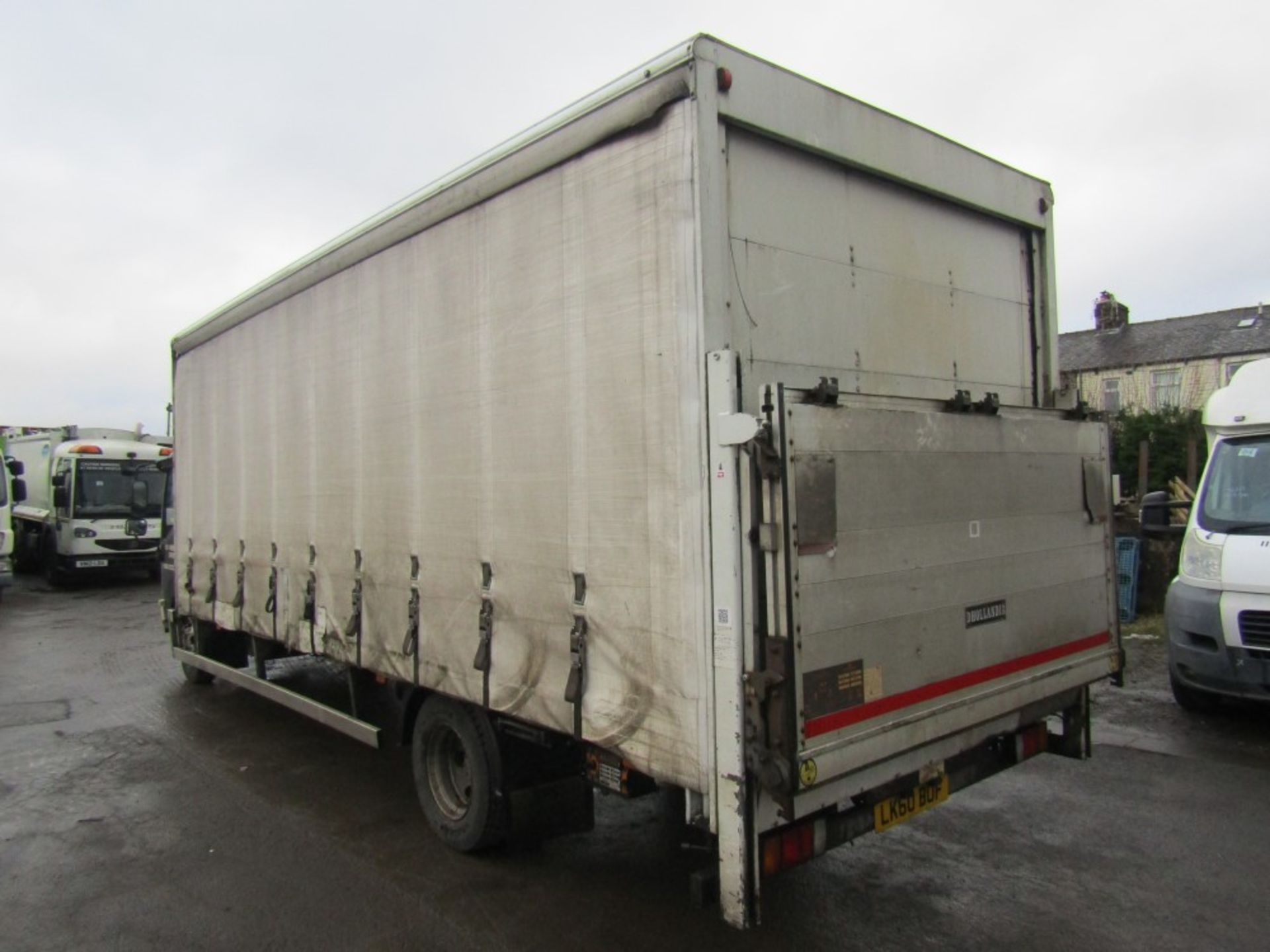 60 reg ISUZU FORWARD N75.190 CURTAIN SIDER (EX COMPANY) 1ST REG 09/10, TEST 10/22, 450231KM, V5 - Image 3 of 7