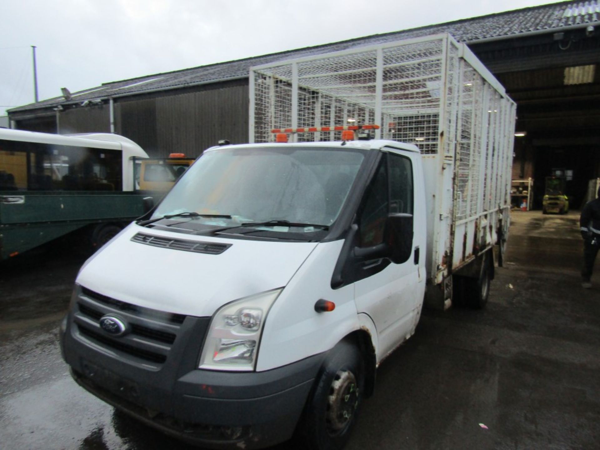 11 reg FORD TRANSIT 140 T460 CAGED TIPPER, 1ST REG 03/11, TEST 08/22, 258158KM, V5 MAY FOLLOW [+ - Image 2 of 6