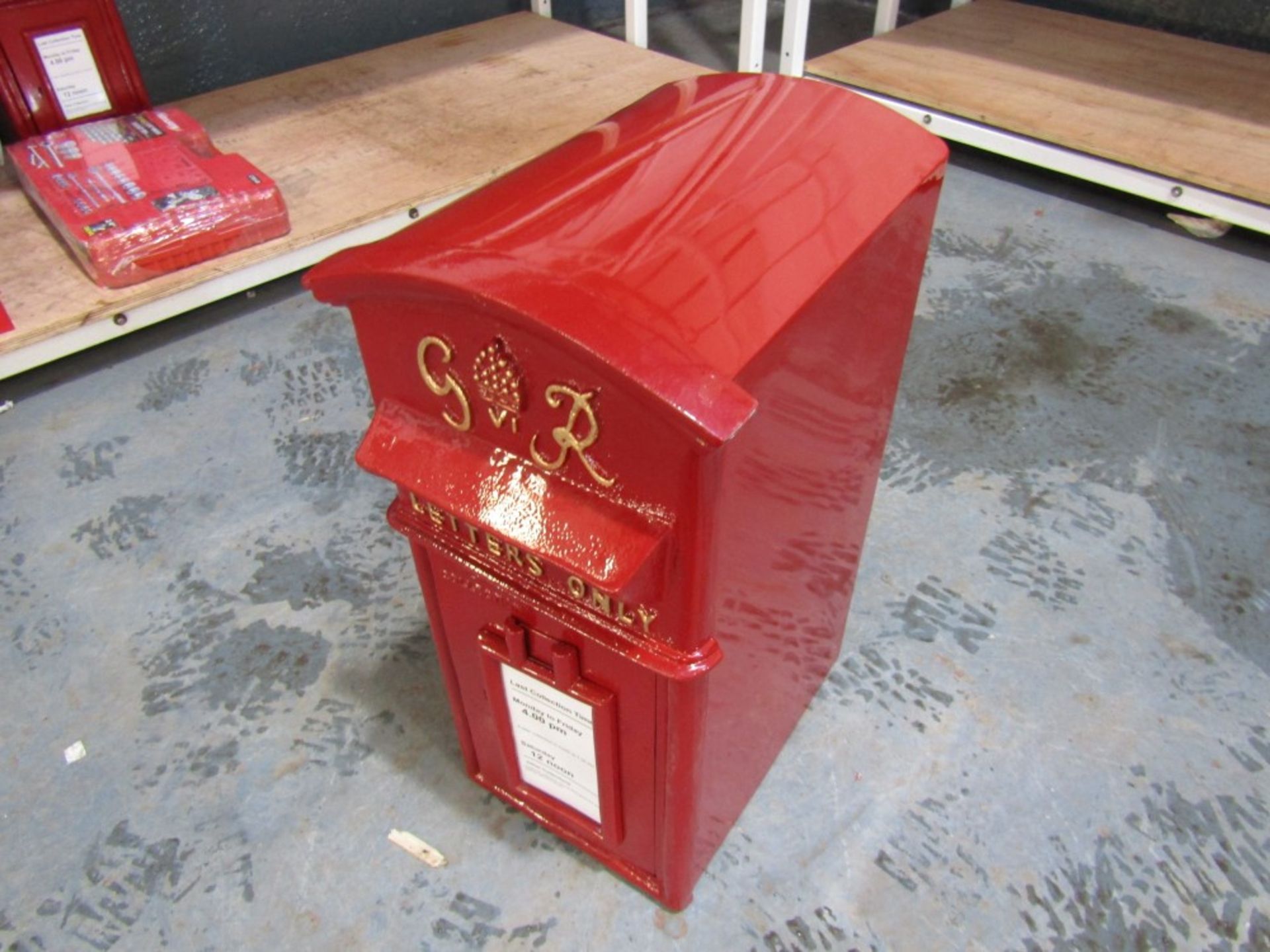 POST BOX [+ VAT]