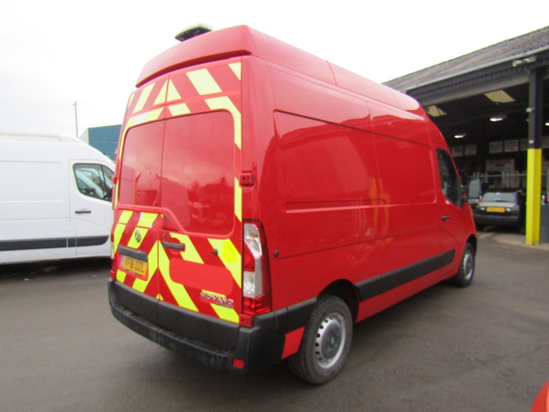 16 reg VAUXHALL MOVANO F3500 L2H3 CDTI 3.5T, 1ST REG 08/16, TEST 09/22, 118431M WARRANTED, AIR - Image 4 of 7