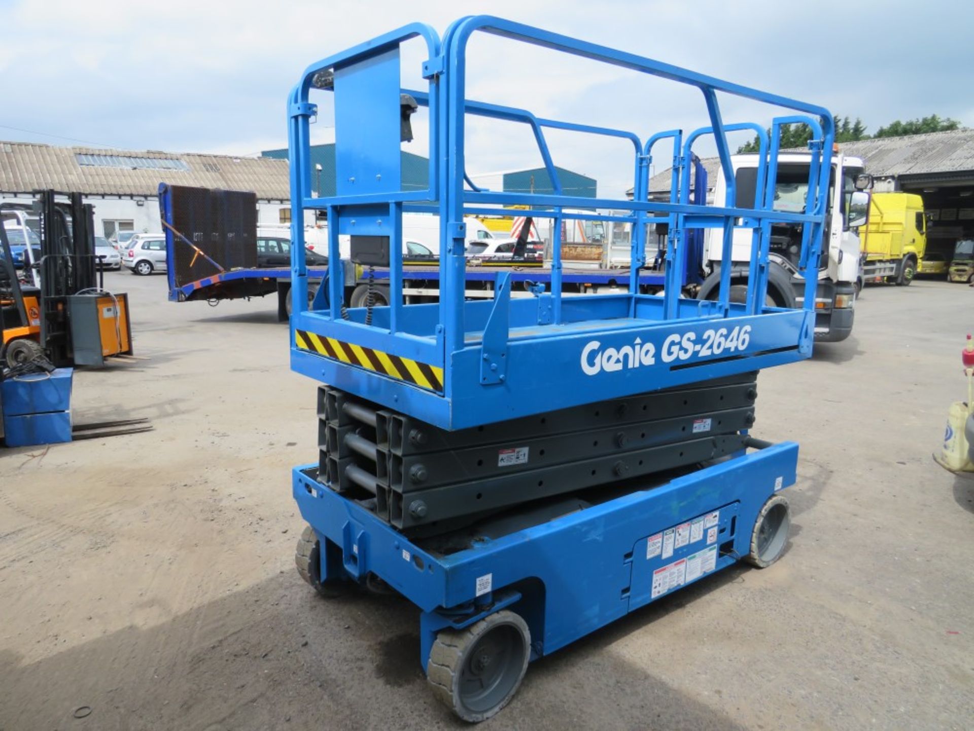 GENIE GS2646 LIFT, LOLER TEST 12/21, 479 HOURS NOT WARRANTED [+ VAT] - Image 2 of 5