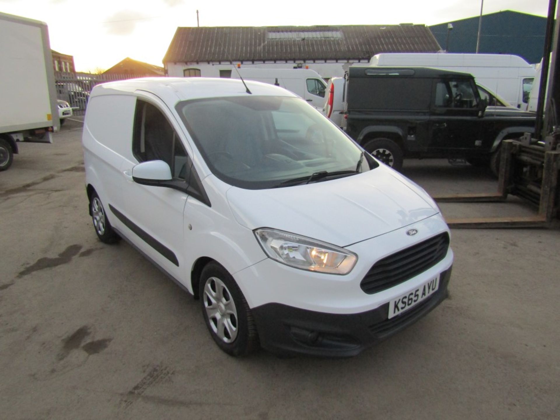 65 reg FORD TRANSIT COURIER TREND TDCI, PLY LINING, BLUETOOTH, 4 SERVICE BOOK STAMPS, 1ST REG