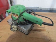 240V HITATCHI SANDER [NO VAT]