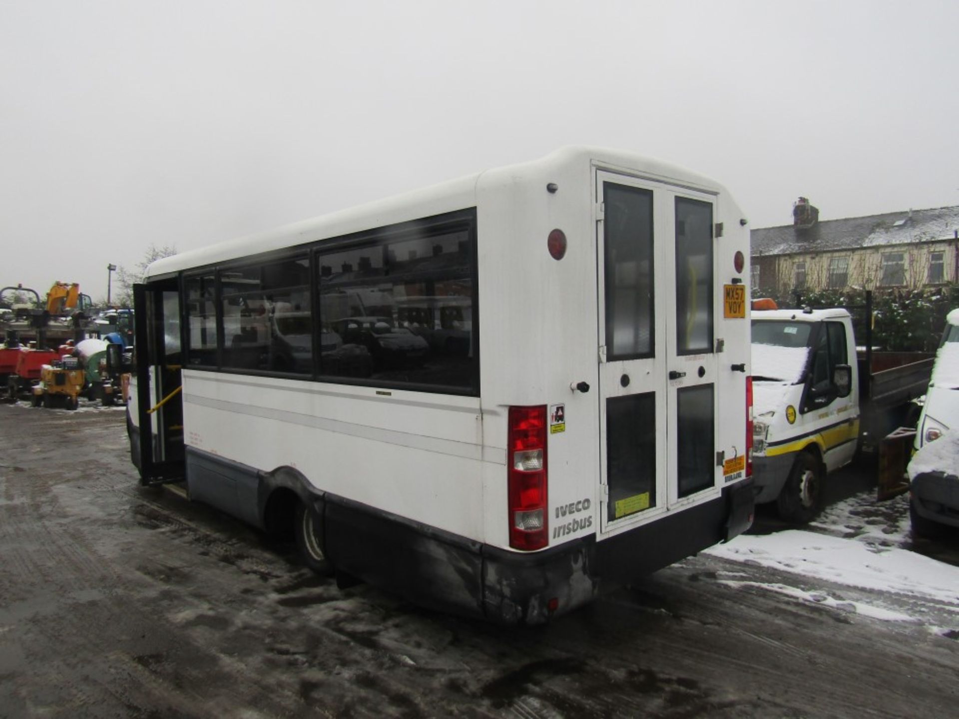 57 reg IVECO IRIS MINIBUS (EX COUNCIL) 1ST REG 12/07, TEST 10/22, 114094M, V5 HERE, 1 OWNER FROM NEW - Image 3 of 7