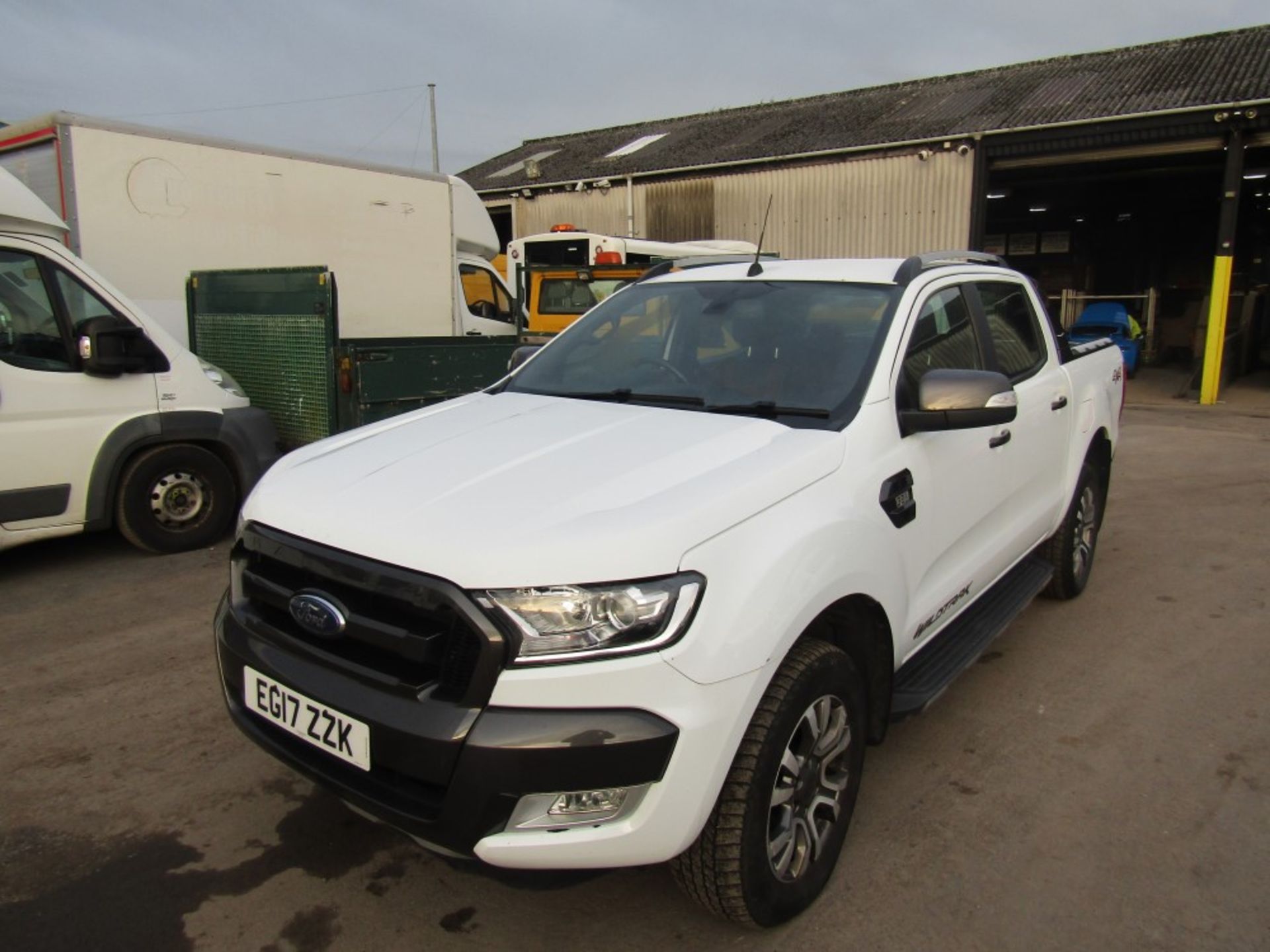 17 reg FORD RANGER WILDTRAK 4 X 4 TDCI PICKUP (SLIGHTLY NOISY ENGINE) 1ST REG 08/17, TEST 08/22, - Image 2 of 7