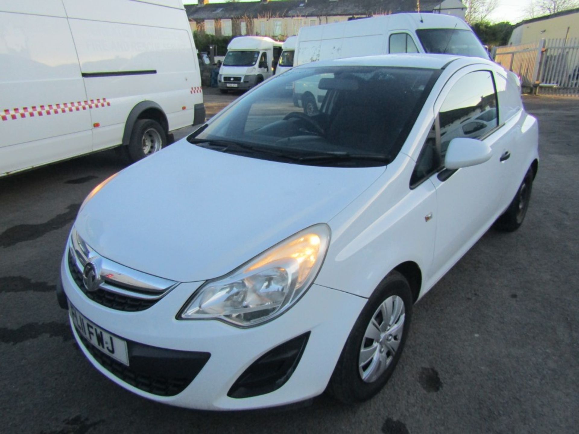 11 reg VAUXHALL CORSA SRI CDTI A/C VAN, 1ST REG 03/11, TEST 11/22, 154484M WARRANTED, V5 HERE, 2 - Image 2 of 7