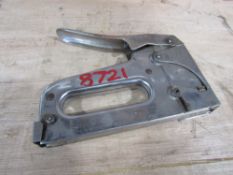 H/D HAND STAPLE GUN (DIRECT HIRE CO) [+ VAT]