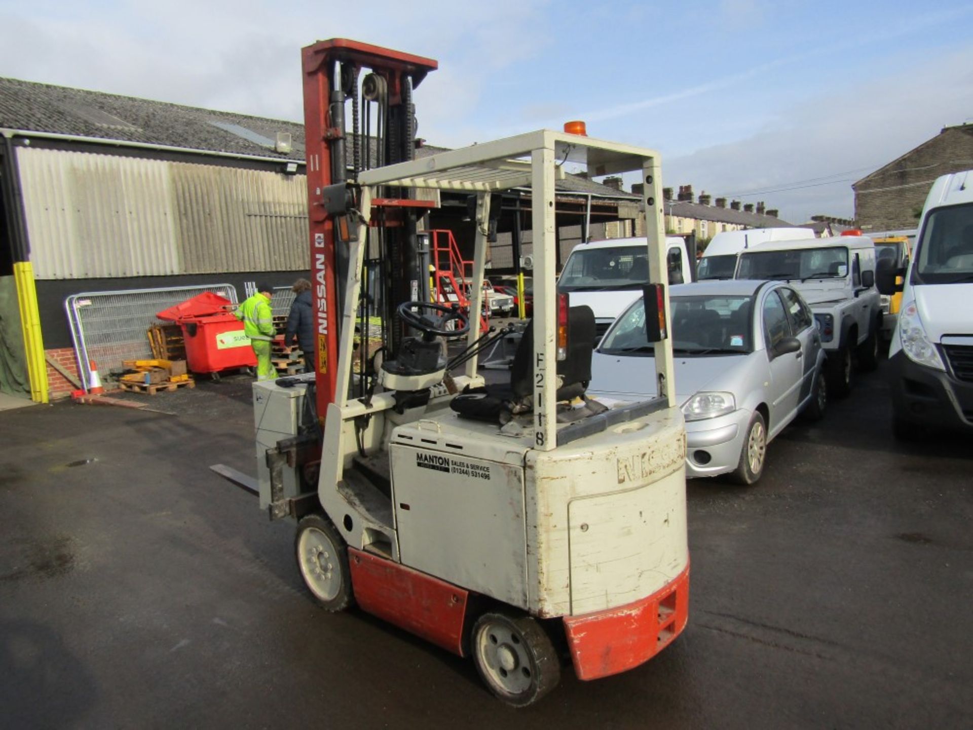 NISSAN 2T ELECRTRIC FORKLIFT [+ VAT] - Image 4 of 6