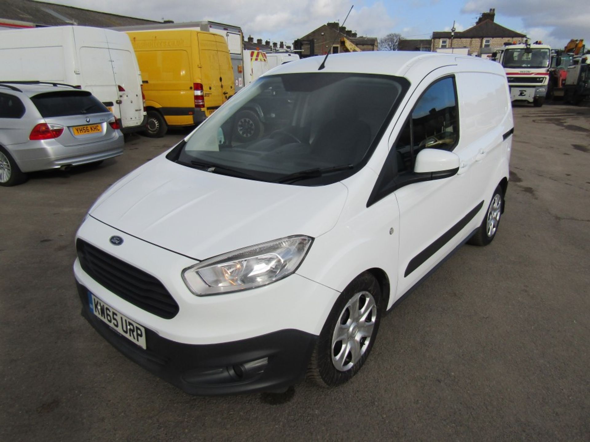 65 reg FORD TRANSIT COURIER TREND TDCI, 1 CO OWNER, 3 SERV STAMPS, AIR CON, COLOUR CODED, PLY LINED, - Image 2 of 7