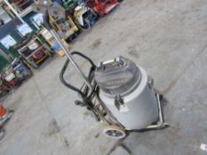 WET/DRY TWIN MOTOR VACUUM (DIRECT GAP) [+ VAT]