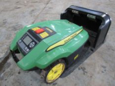 JOHN DEERE E5 SERIES II ROBOTIC MOWER C/W DOCKING STATION [NO VAT]