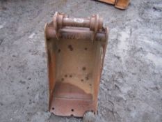 18" BUCKET (DIRECT GAP) [+ VAT]