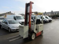 NISSAN 2T ELECRTRIC FORKLIFT [+ VAT]