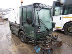 64 reg SCHMIDT SWINGO 200 SWEEPER (DIRECT COUNCIL) 1ST REG 02/15, V5 HERE, 1 OWNER FROM NEW [+ VAT]