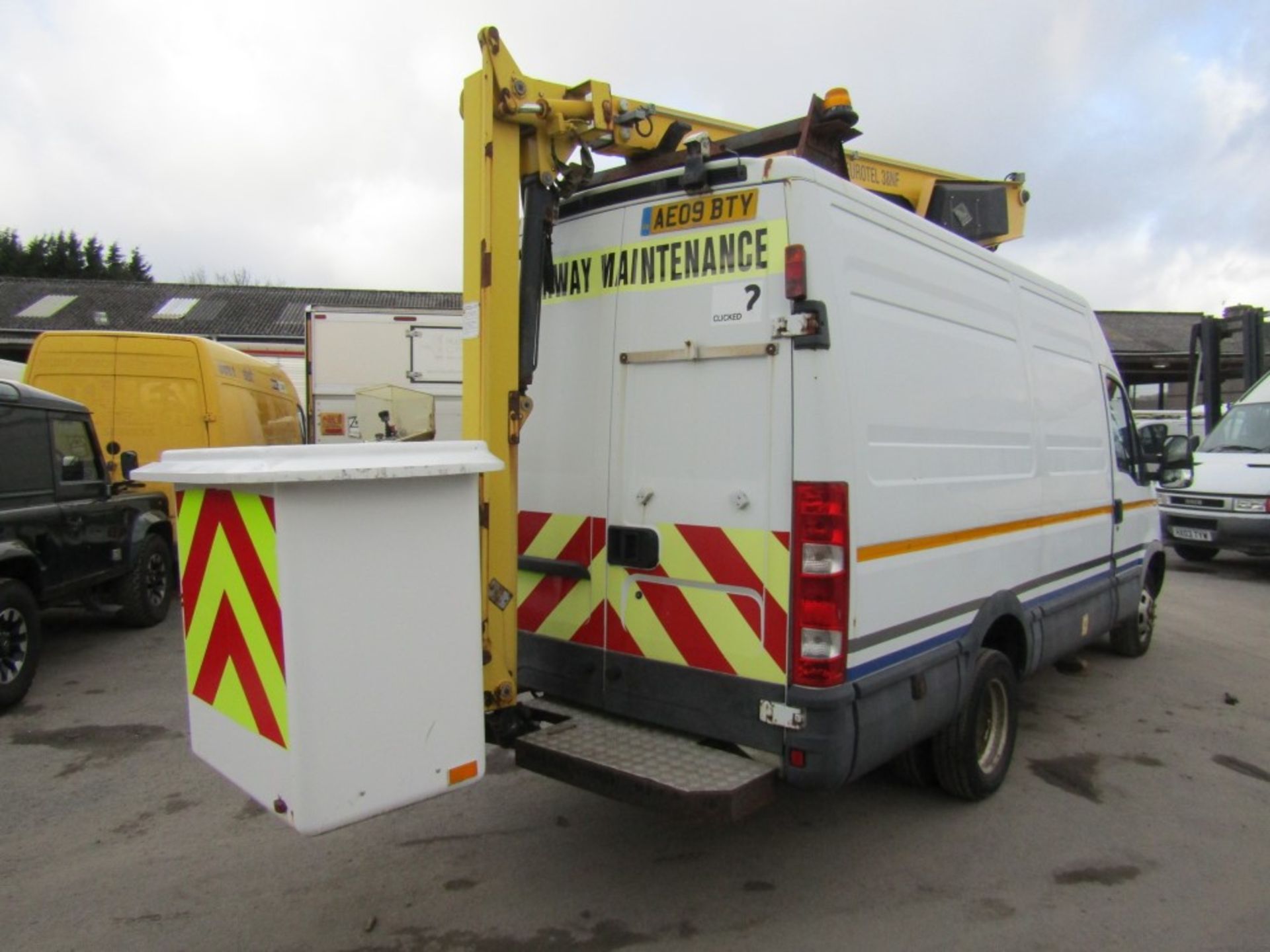 09 reg IVECO DAILY 50C15 CHERRY PICKER, 1ST REG 03/09, 149984M NOT WARRANTED, V5 HERE, 2 FORMER - Image 4 of 7
