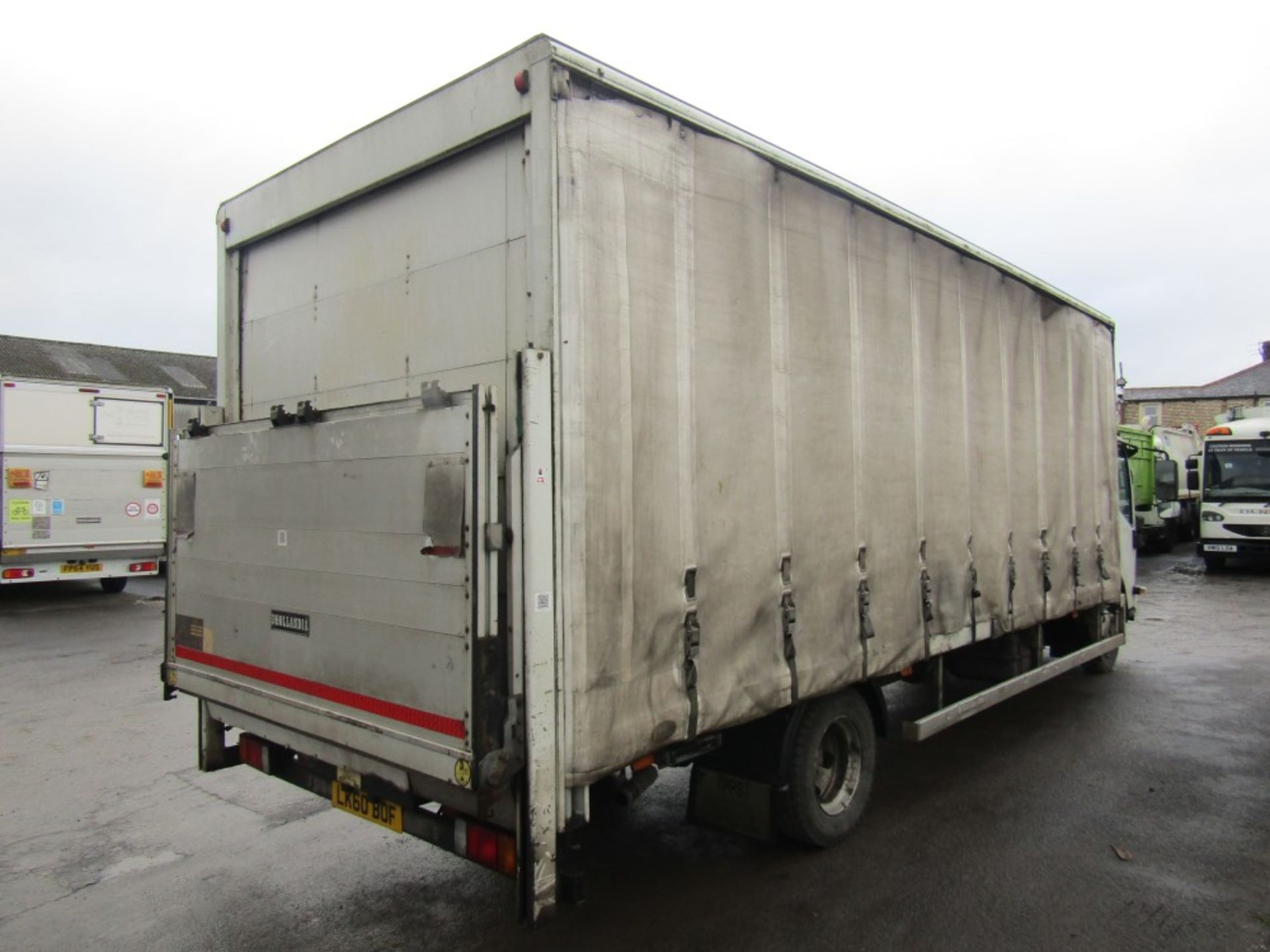 60 reg ISUZU FORWARD N75.190 CURTAIN SIDER (EX COMPANY) 1ST REG 09/10, TEST 10/22, 450231KM, V5 - Image 4 of 7