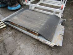 PALLET OF METAL SHEETS APPROX 6'7" X 4' & RUBBER MAT [NO VAT]