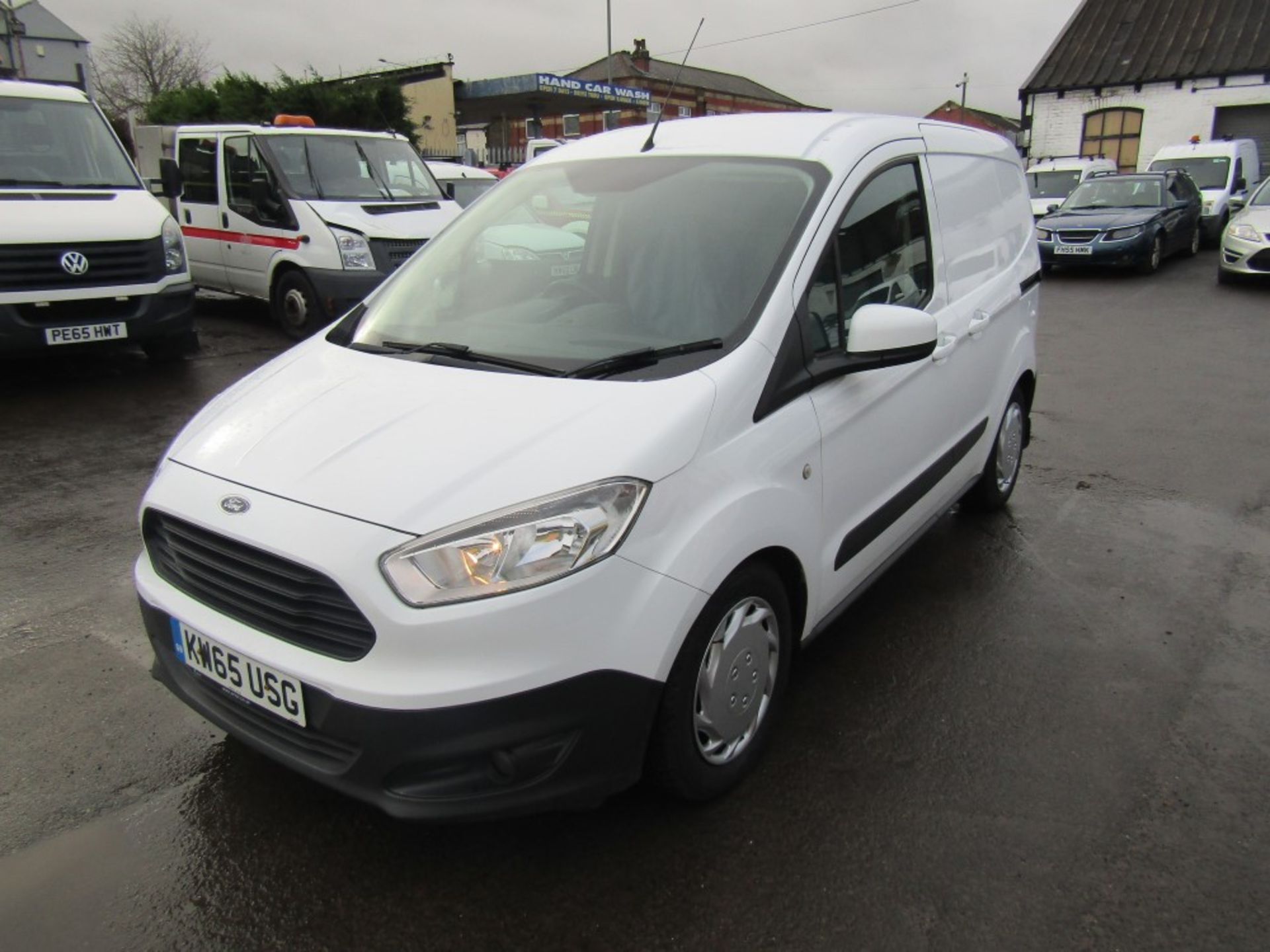 65 reg FORD TRANSIT COURIER TREND TDCI, AIR CON, REAR PARK SENSORS, 5 SERV STAMPS, 69251M, 1ST REG - Image 2 of 7