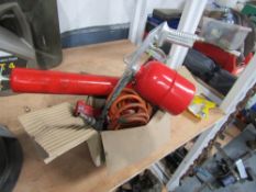 GREASE GUN & AIR TOOLS [NO VAT]