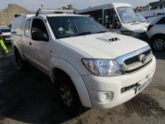 60 reg TOYOTA HILUX HL2 D-4D 4 X 4 ECB (DIRECT UNITED UTILITIES WATER) 1ST REG 12/10, TEST 06/22,