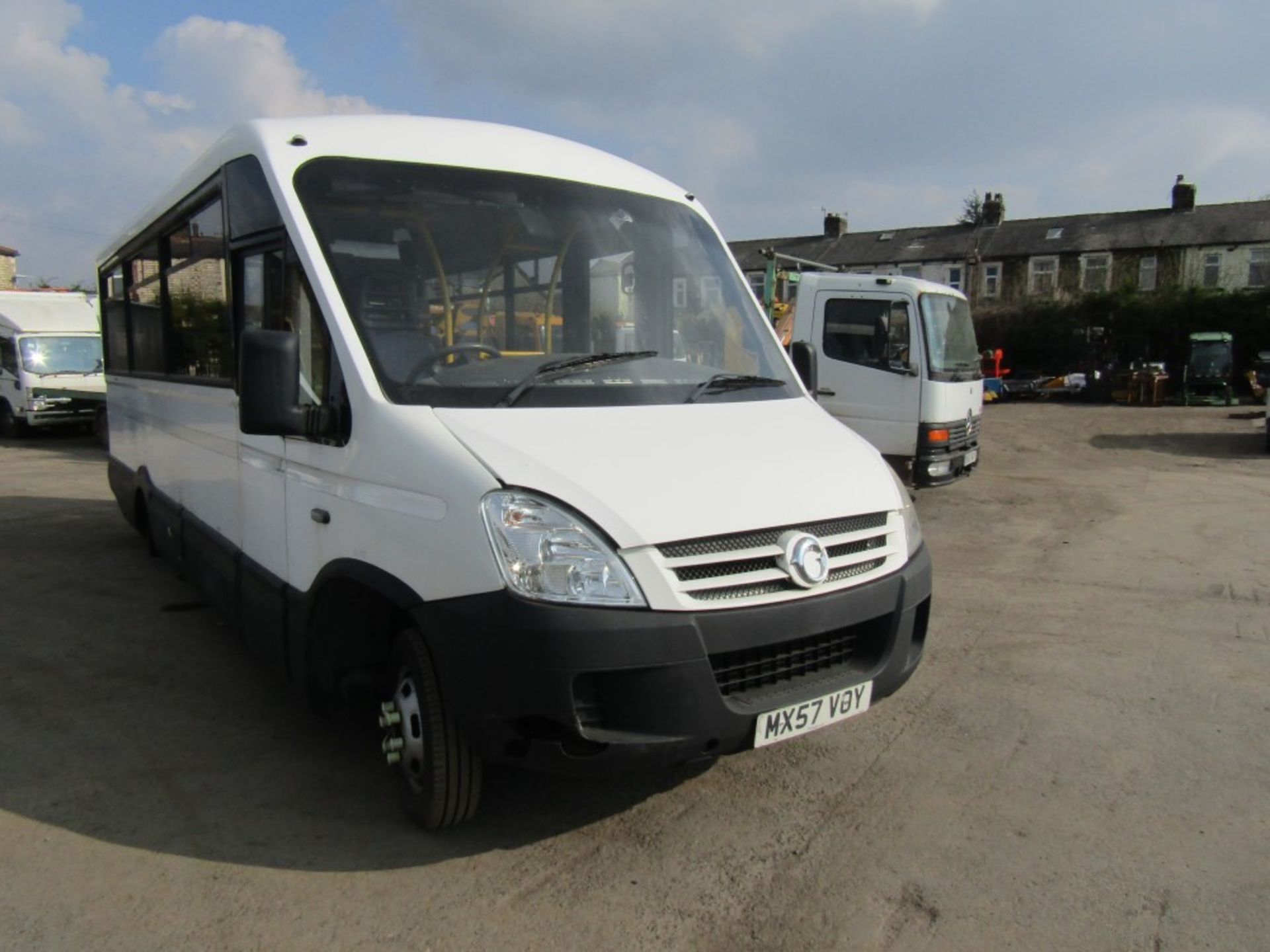 57 reg IVECO IRIS MINIBUS (EX COUNCIL) 1ST REG 12/07, TEST 10/22, 114094M, V5 HERE, 1 OWNER FROM NEW - Image 2 of 7