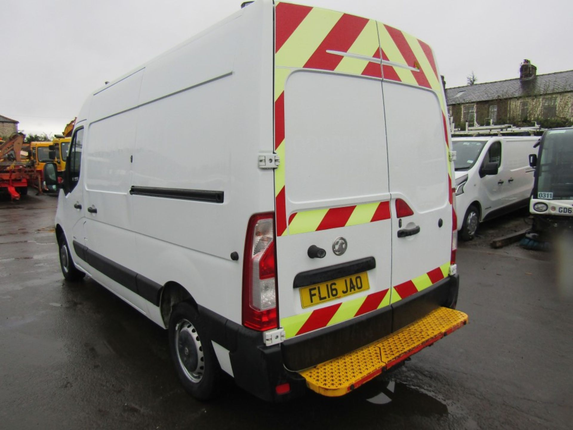 16 reg VAUXHALL MOVANO F3500 L2H2 CDTI, RACKED OUT HALF WORKSHOP & MESSING UNIT,1ST REG 03/16, 70209 - Image 3 of 11