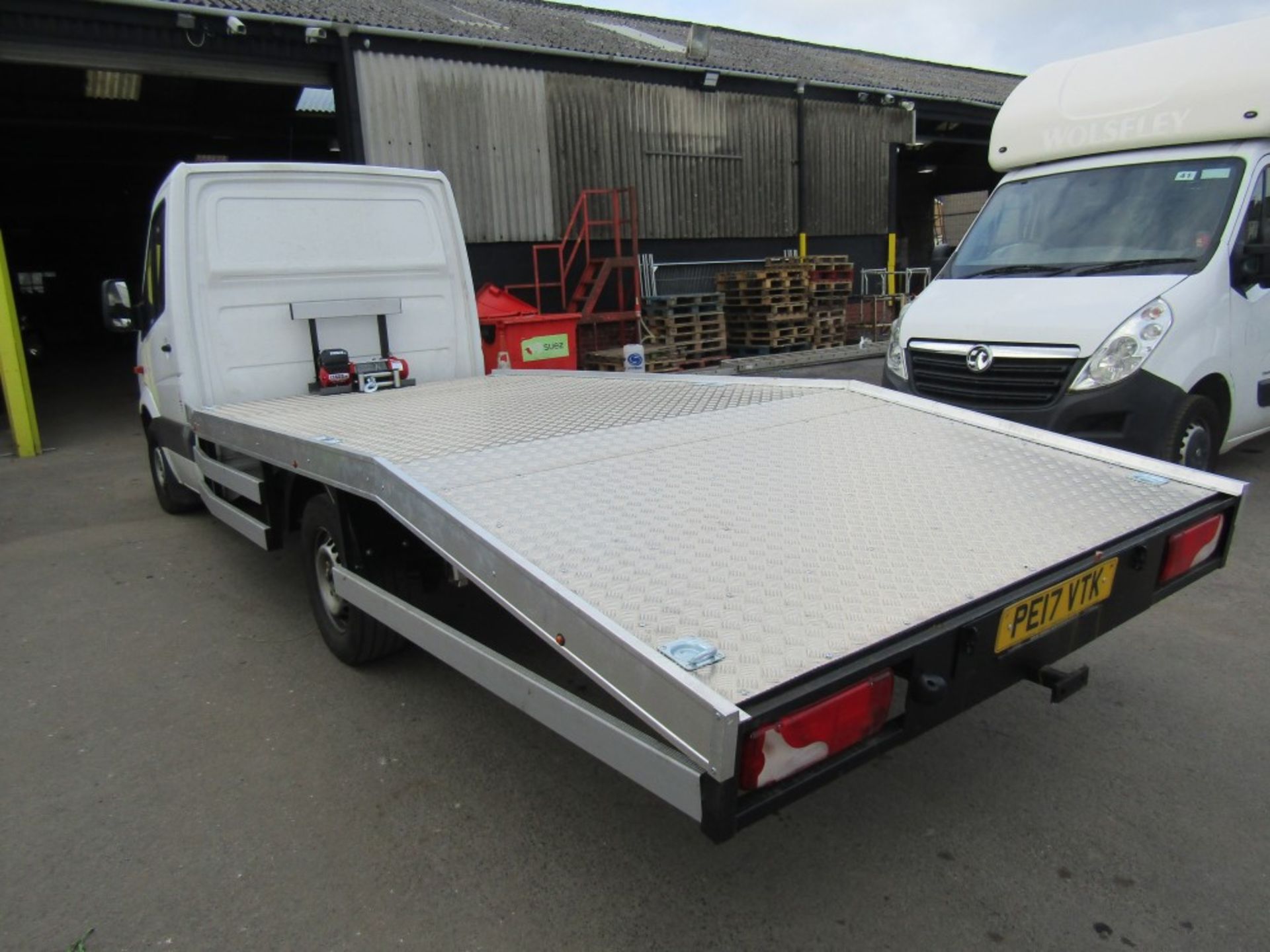 17 reg MERCEDES SPRINTER 314 CDI RECOVERY TRUCK, 1ST REG 07/17, TEST 07/22, 176296M, V5 HERE, 1 OWNE - Image 3 of 6