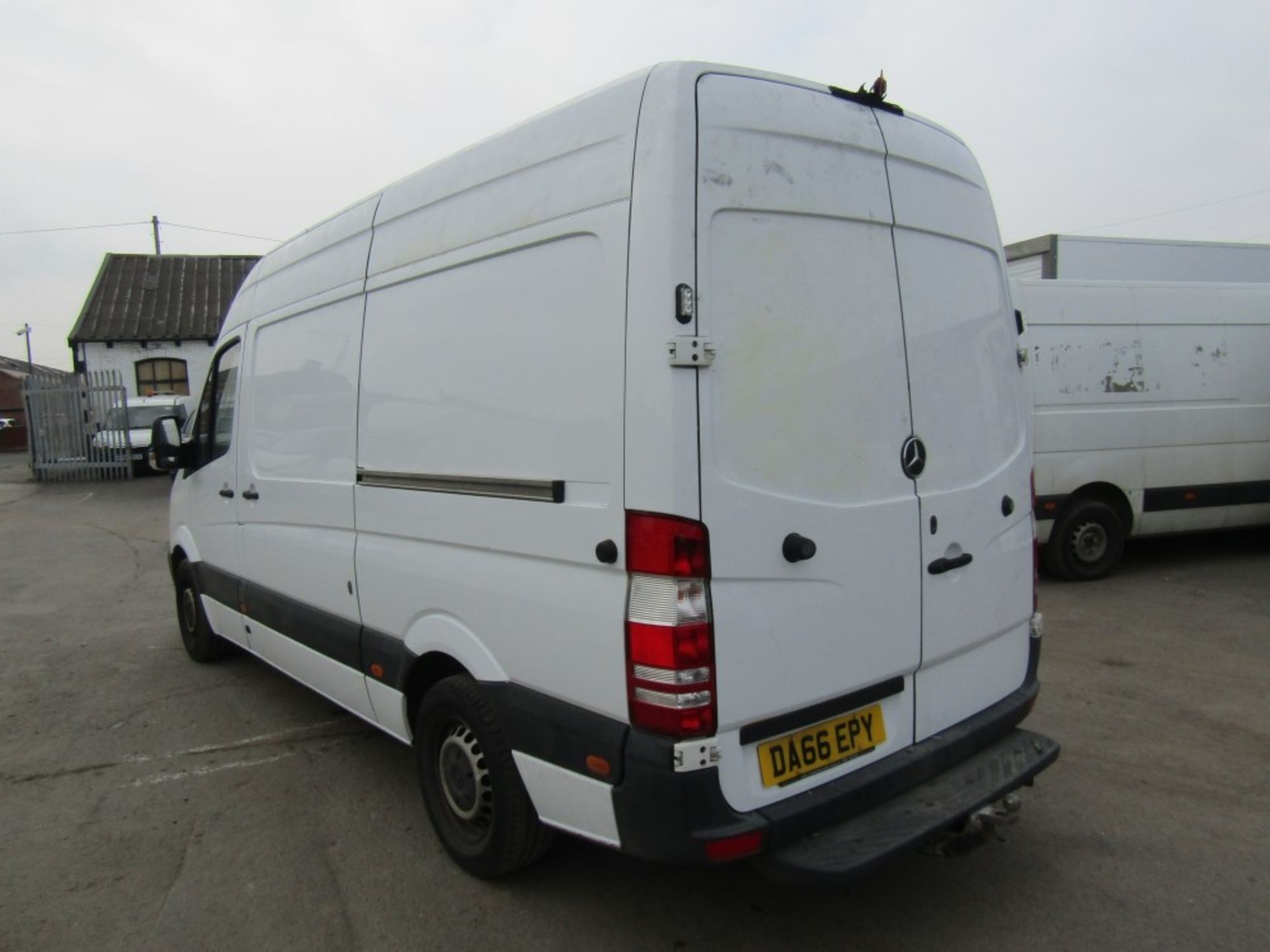 66 reg MERCEDES SPRINTER 314 CDI, 1ST REG 11/16, TEST 10/22, 104494M NOT WARRANTED, V5 HERE, 1 OWNER - Image 3 of 7