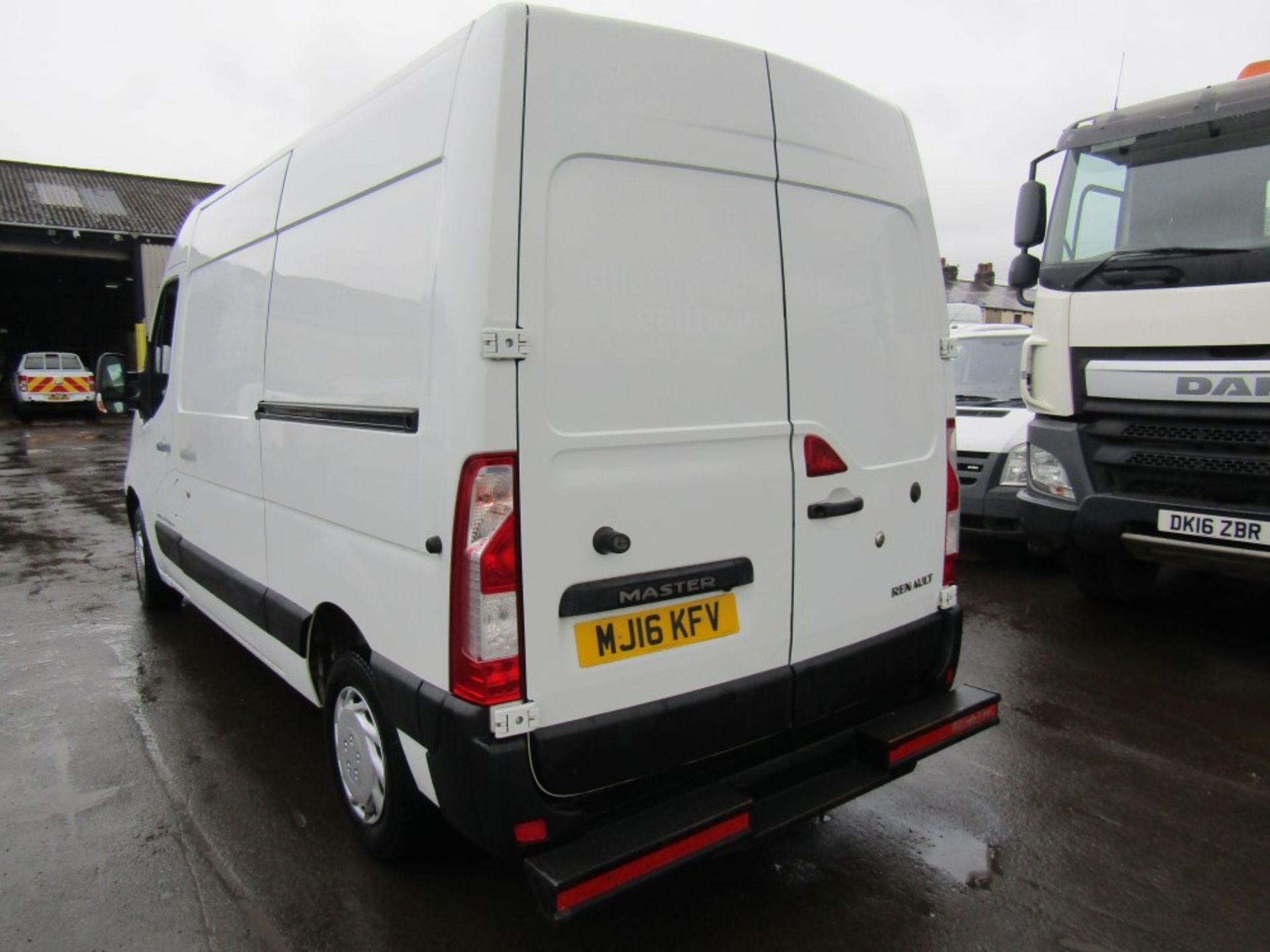 16 reg RENAULT MASTER MM35 BUSINESS ENERGY DCI CHILLER - FRIDGE VAN C/W AIR CON, 2 KEYS, SIDE DOOR - Image 3 of 9