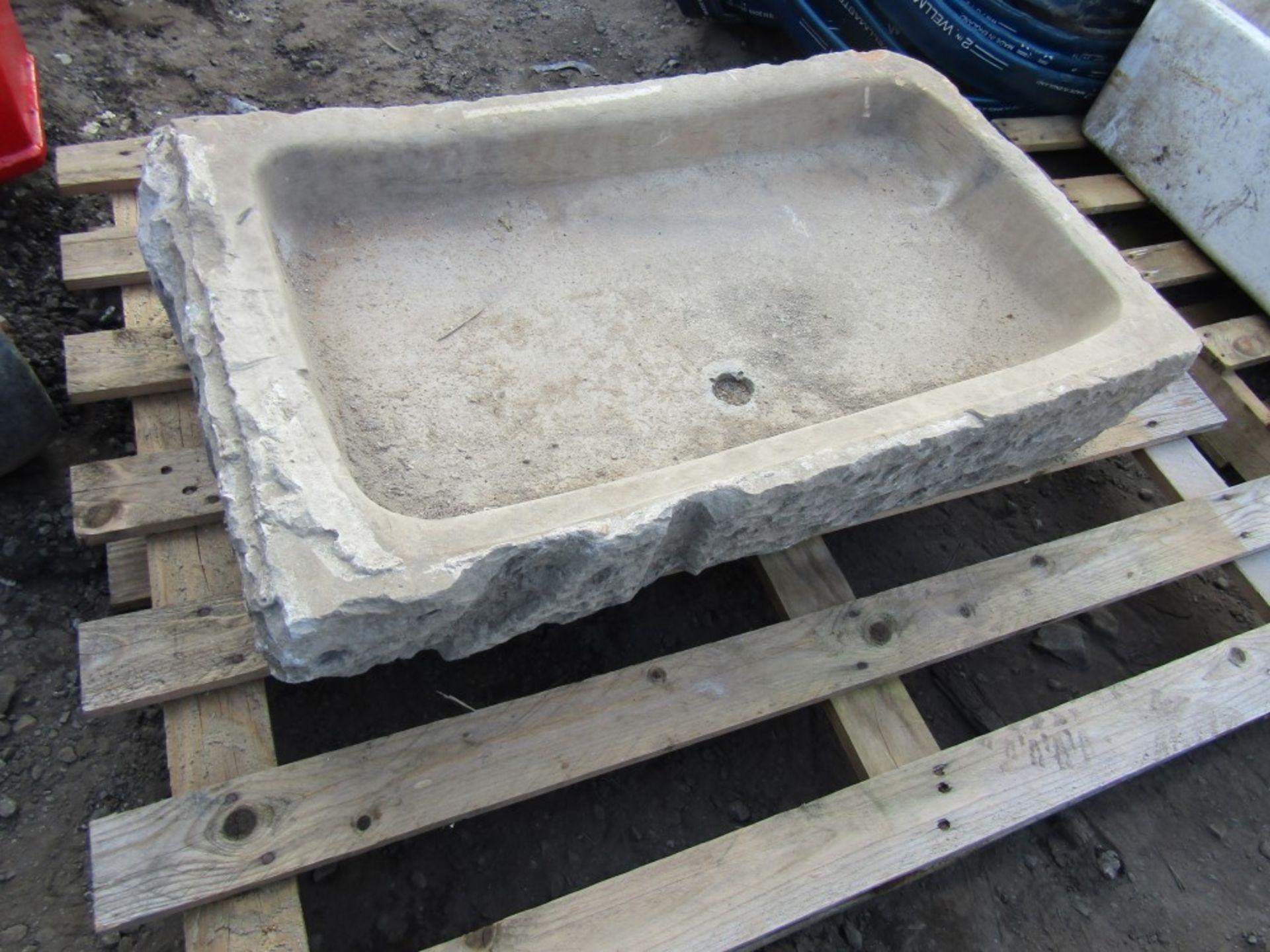 STONE SINK [NO VAT]