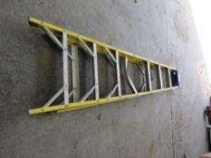 6 TREAD GLASS FIBRE STEP LADDER (DIRECT GAP) [+ VAT]