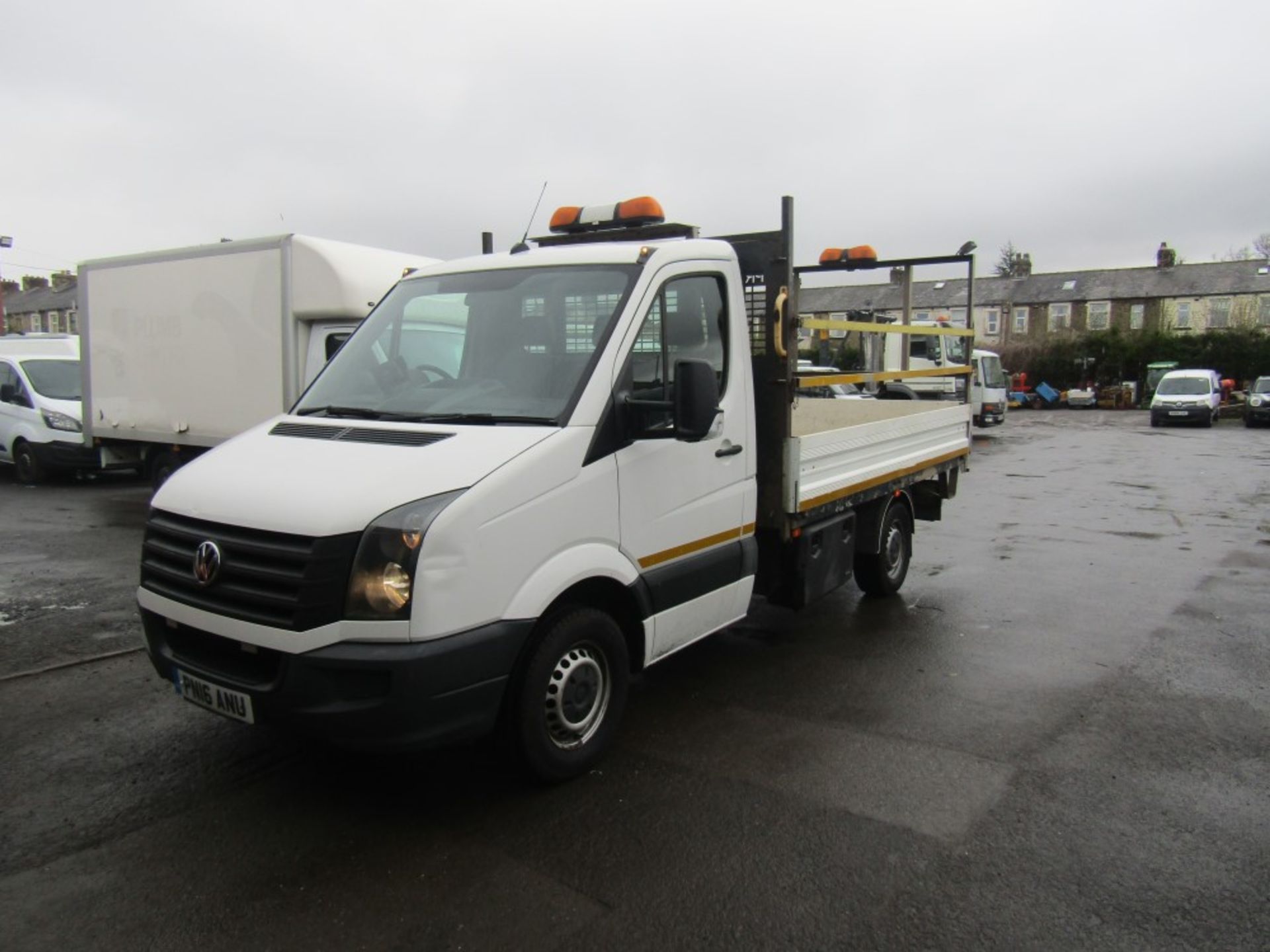 16 reg VW CRAFTER CR35 TDI 136 MWB DROPSIDE, 1ST REG 03/16, TEST 03/23, 181507M WARRANTED, V5 - Image 2 of 6