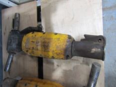 ATLAS COPCO 28KG ANTI VIB AIR BREAKER (DIRECT GAP) [+ VAT]