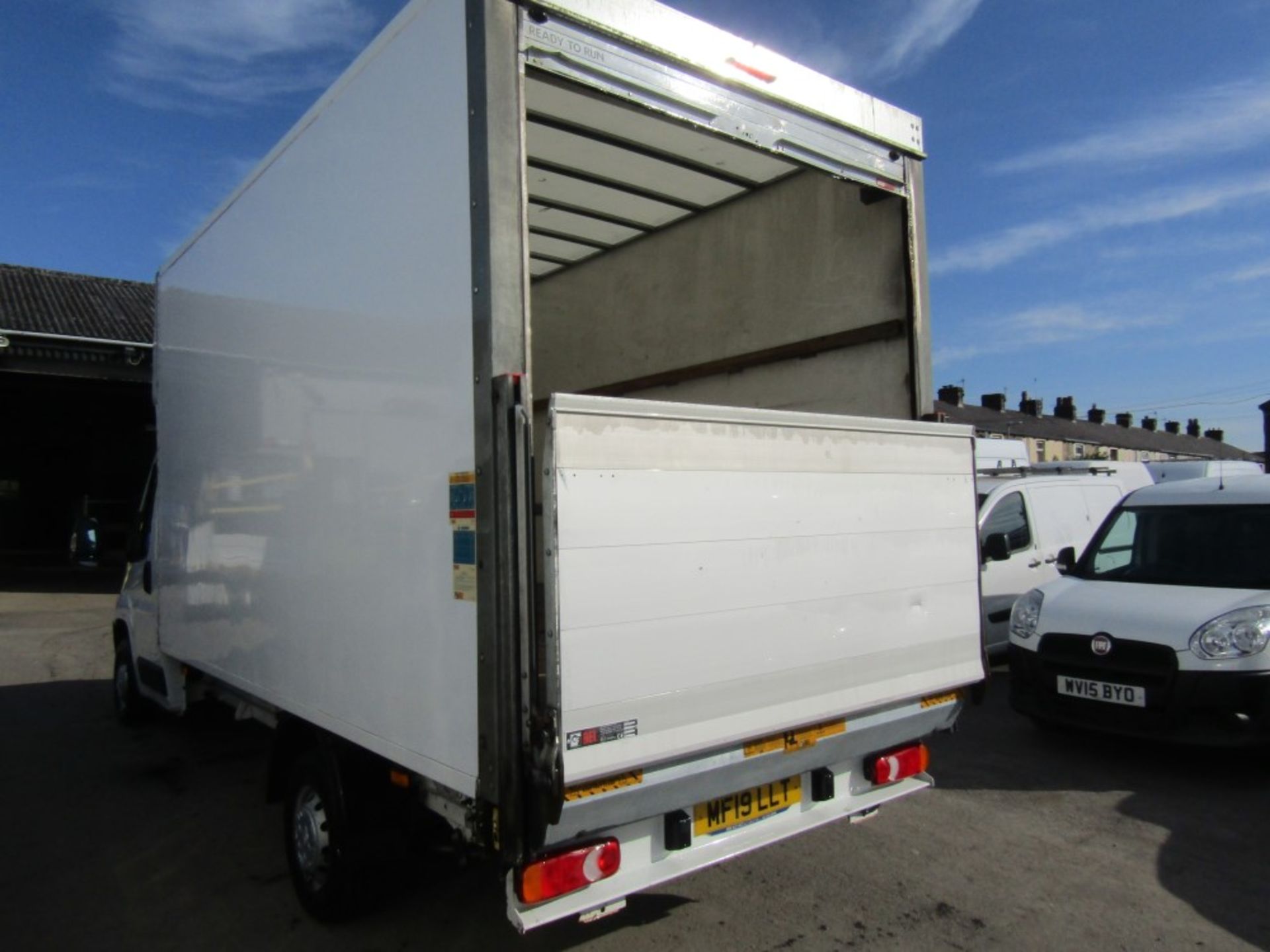 19 reg CITROEN RELAY 35 HEAVY L4 BLUE HDI LUTON VAN, 1ST REG 03/19, TEEST 04/23, 122516M, - Image 3 of 7