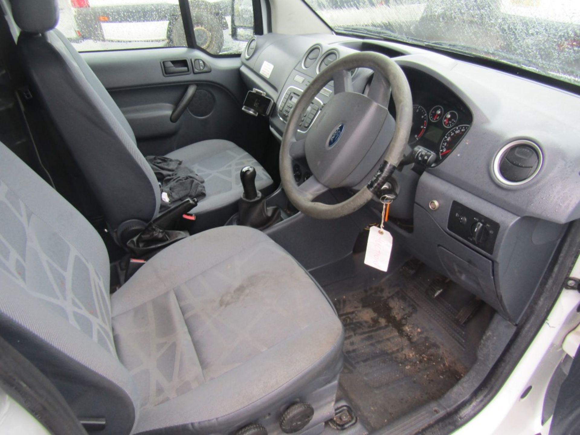 62 reg FORD TRANSIT CONNECT 90 T230 (NON RUNNER)(DIRECT UNITED UTILITIES WATER) 1ST REG 09/12, - Image 6 of 7